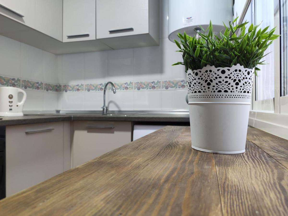Apartamentos Seneca Junto Al Centro Malaga Bagian luar foto
