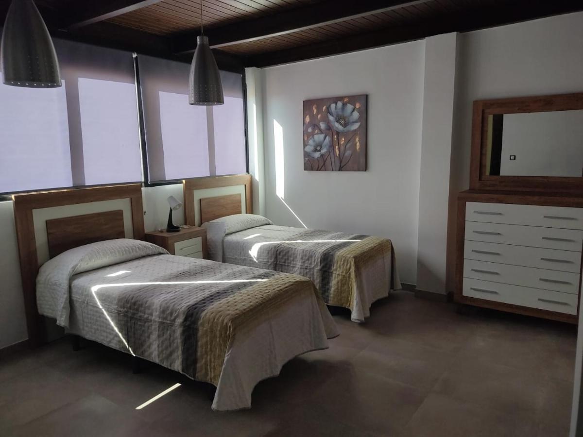 Apartamentos Seneca Junto Al Centro Malaga Bagian luar foto