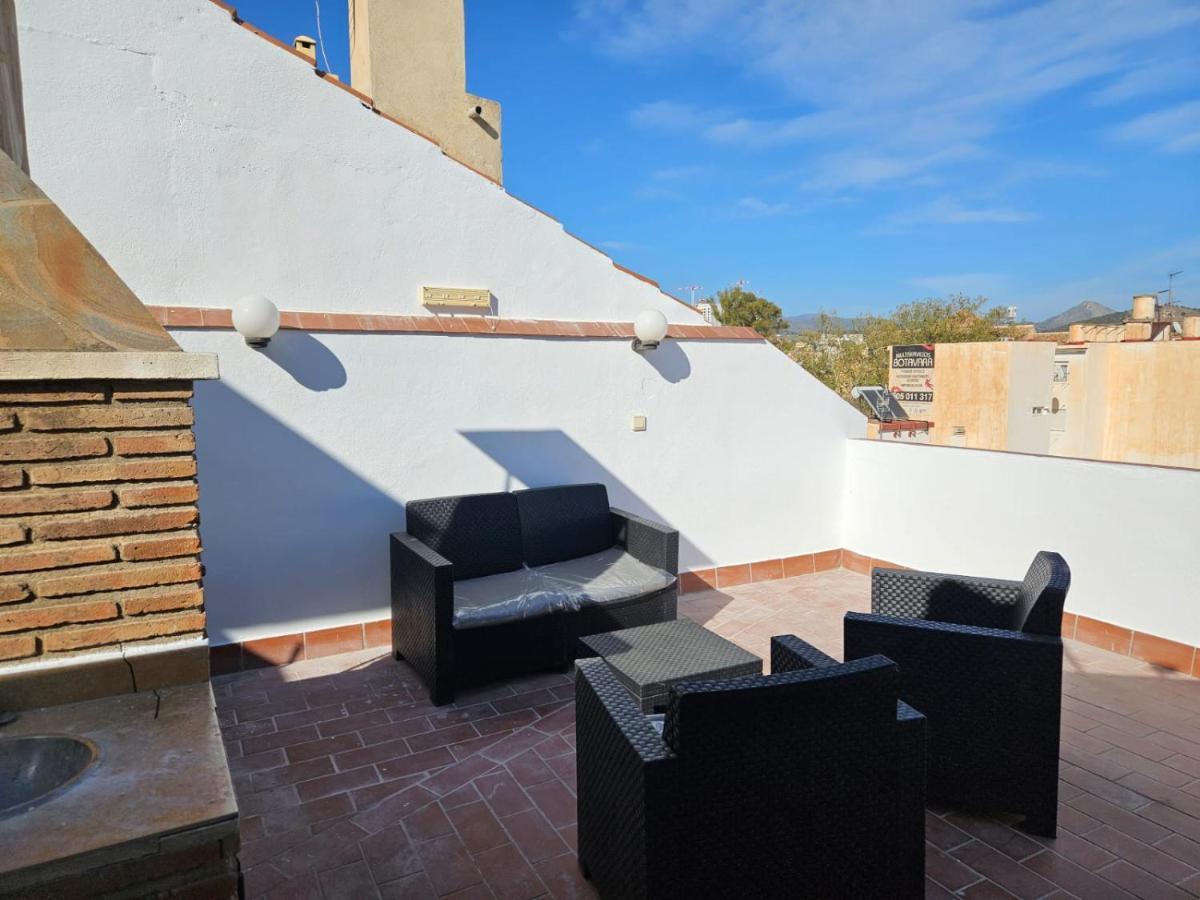 Apartamentos Seneca Junto Al Centro Malaga Bagian luar foto