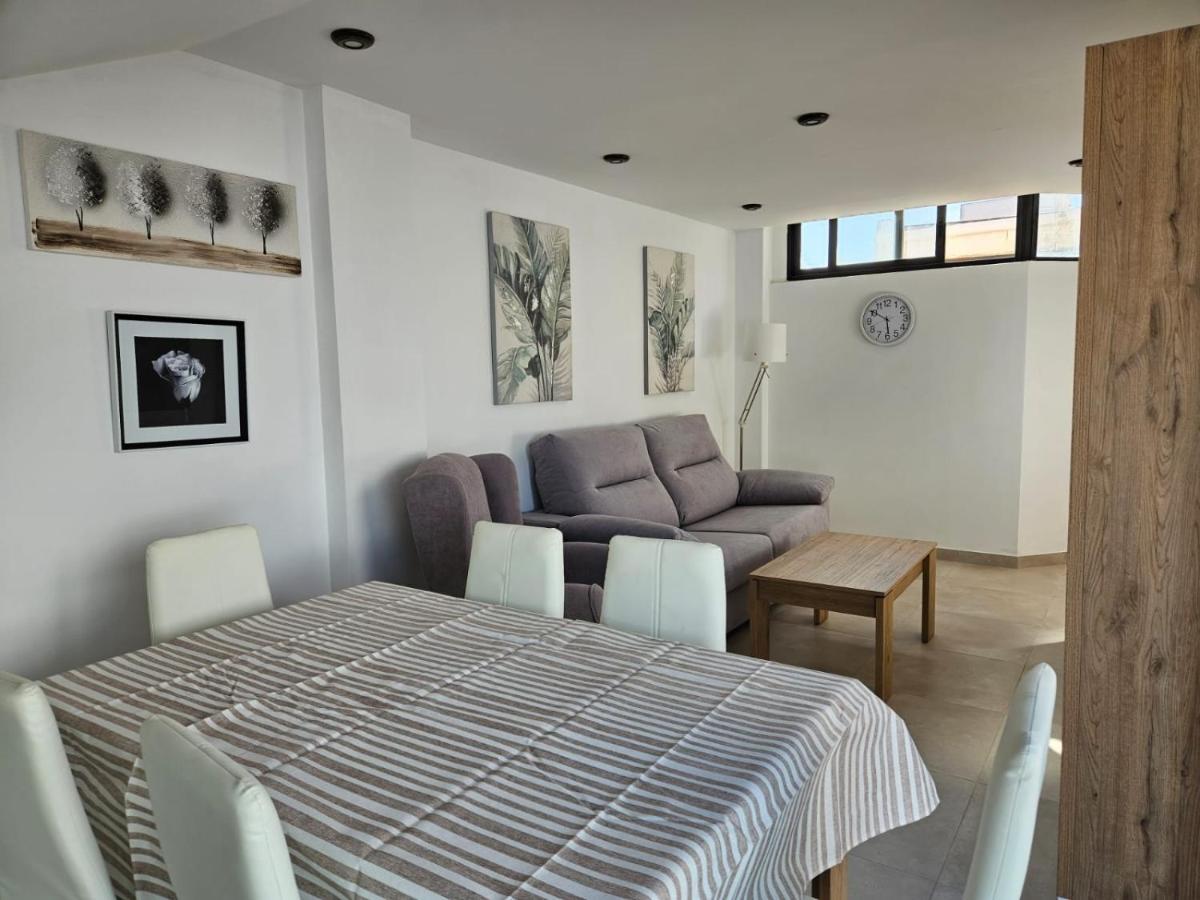 Apartamentos Seneca Junto Al Centro Malaga Bagian luar foto