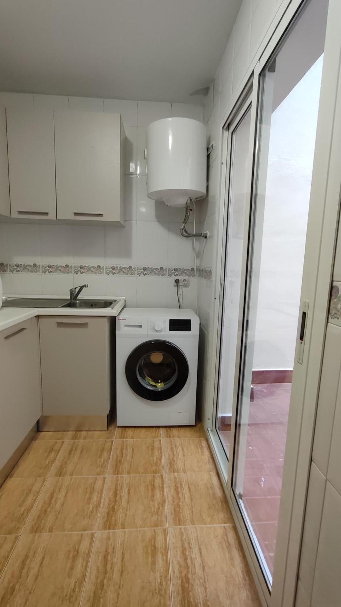 Apartamentos Seneca Junto Al Centro Malaga Bagian luar foto