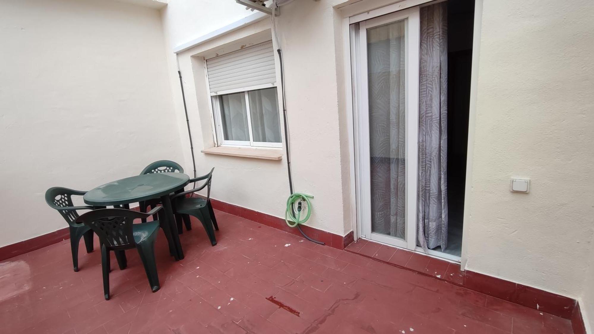 Apartamentos Seneca Junto Al Centro Malaga Bagian luar foto